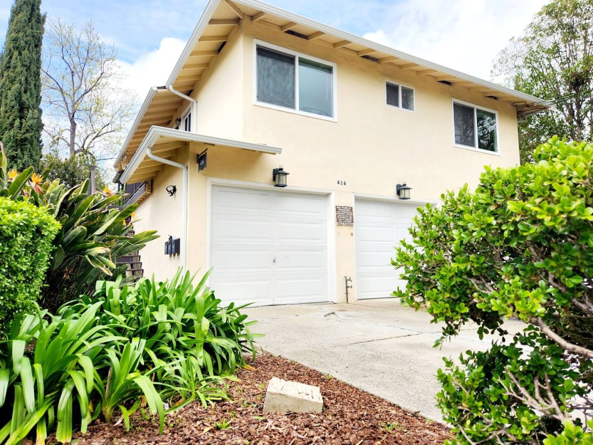Apartment for rent at 416 Poplar Ave, Redwood City, CA 94061