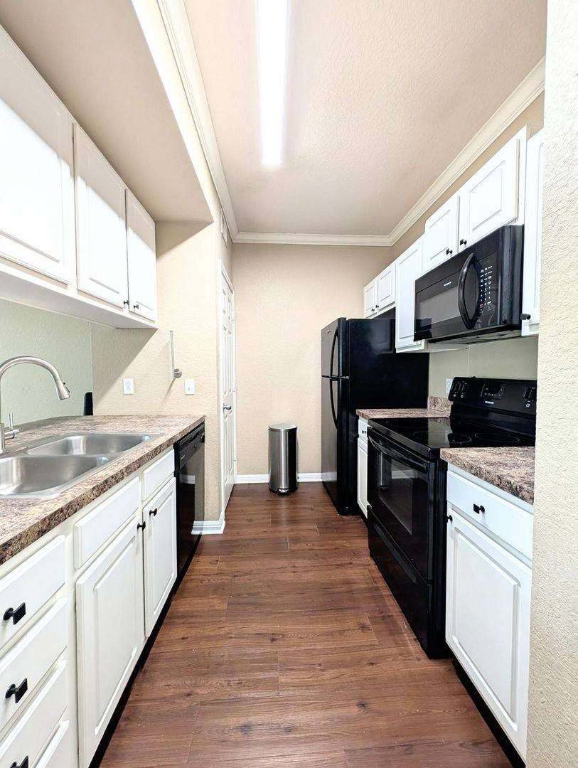 Condo for rent at 911 N Orange Ave #423, Orlando, FL 32801