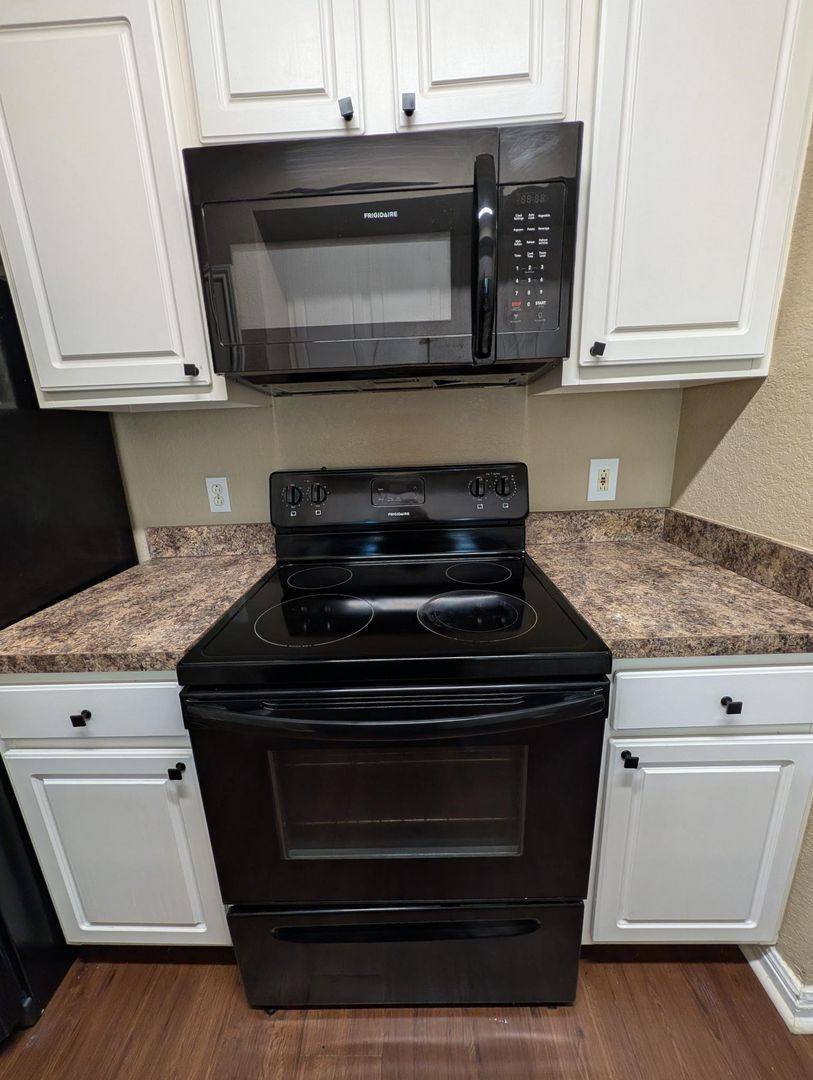 Condo for rent at 911 N Orange Ave #423, Orlando, FL 32801