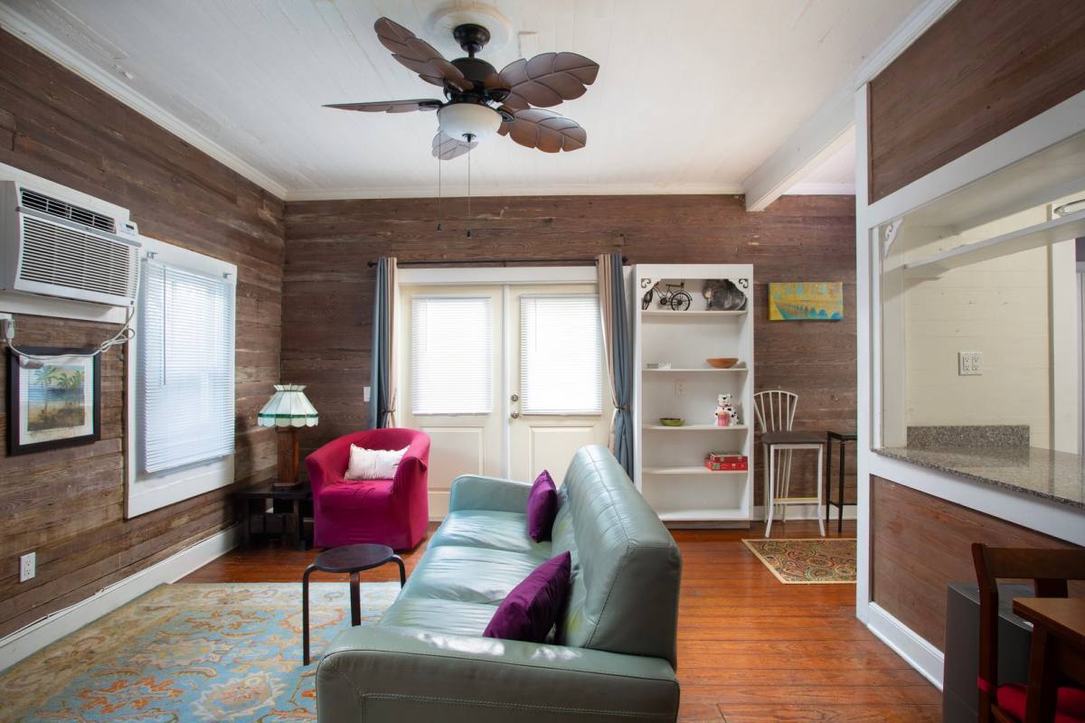 Apartment for rent at 327 Margaret St #1, Key West, FL 33040