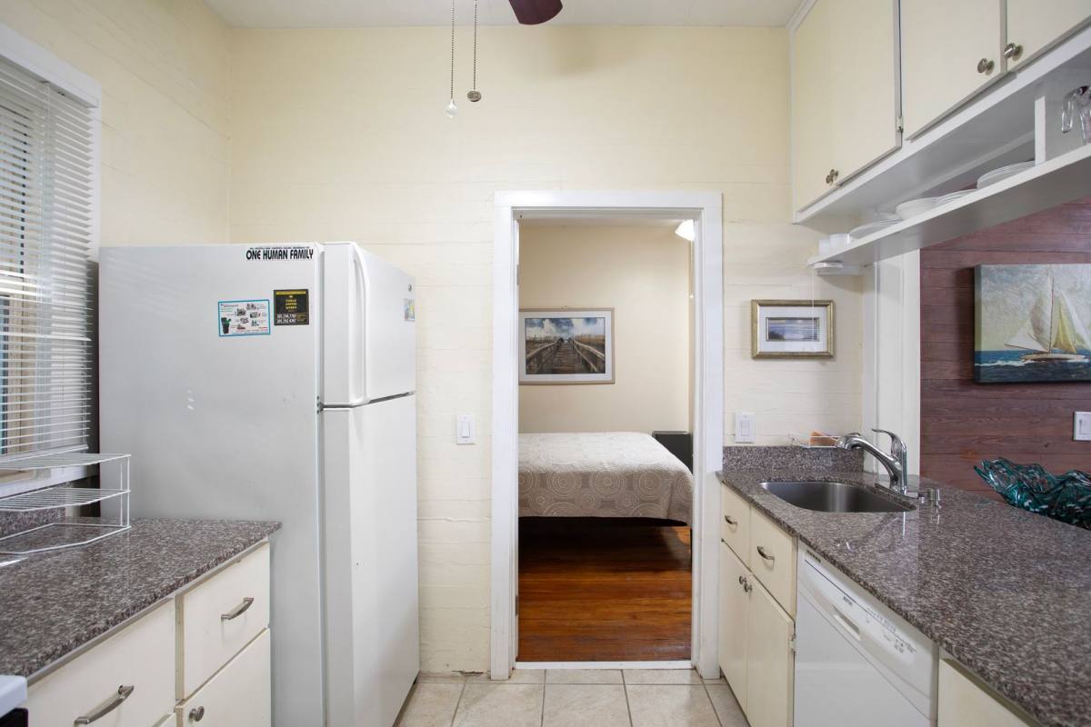 Apartment for rent at 327 Margaret St #1, Key West, FL 33040