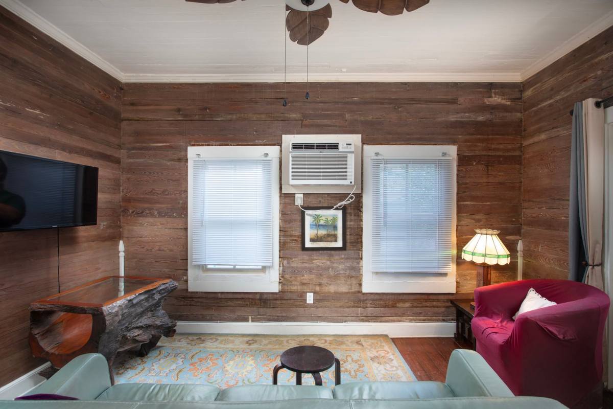 Apartment for rent at 327 Margaret St #1, Key West, FL 33040