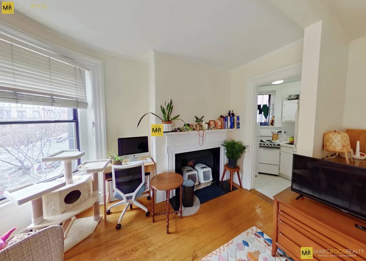 Apartment for rent at 27 1 2 Massachusetts Ave #3, Boston, MA 02115