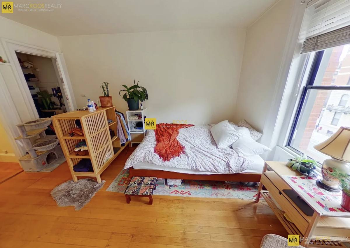 Apartment for rent at 27 1 2 Massachusetts Ave #3, Boston, MA 02115