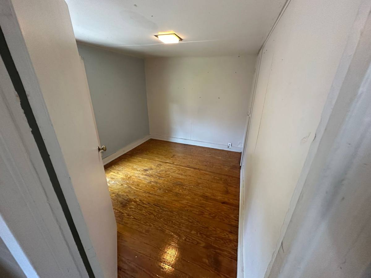 Apartment for rent at 15 York St, Bradford, PA 16701
