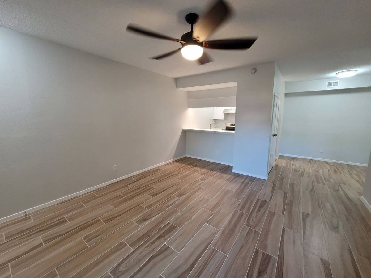 Apartment for rent at 7055 N Holiday, Galveston, TX 77550