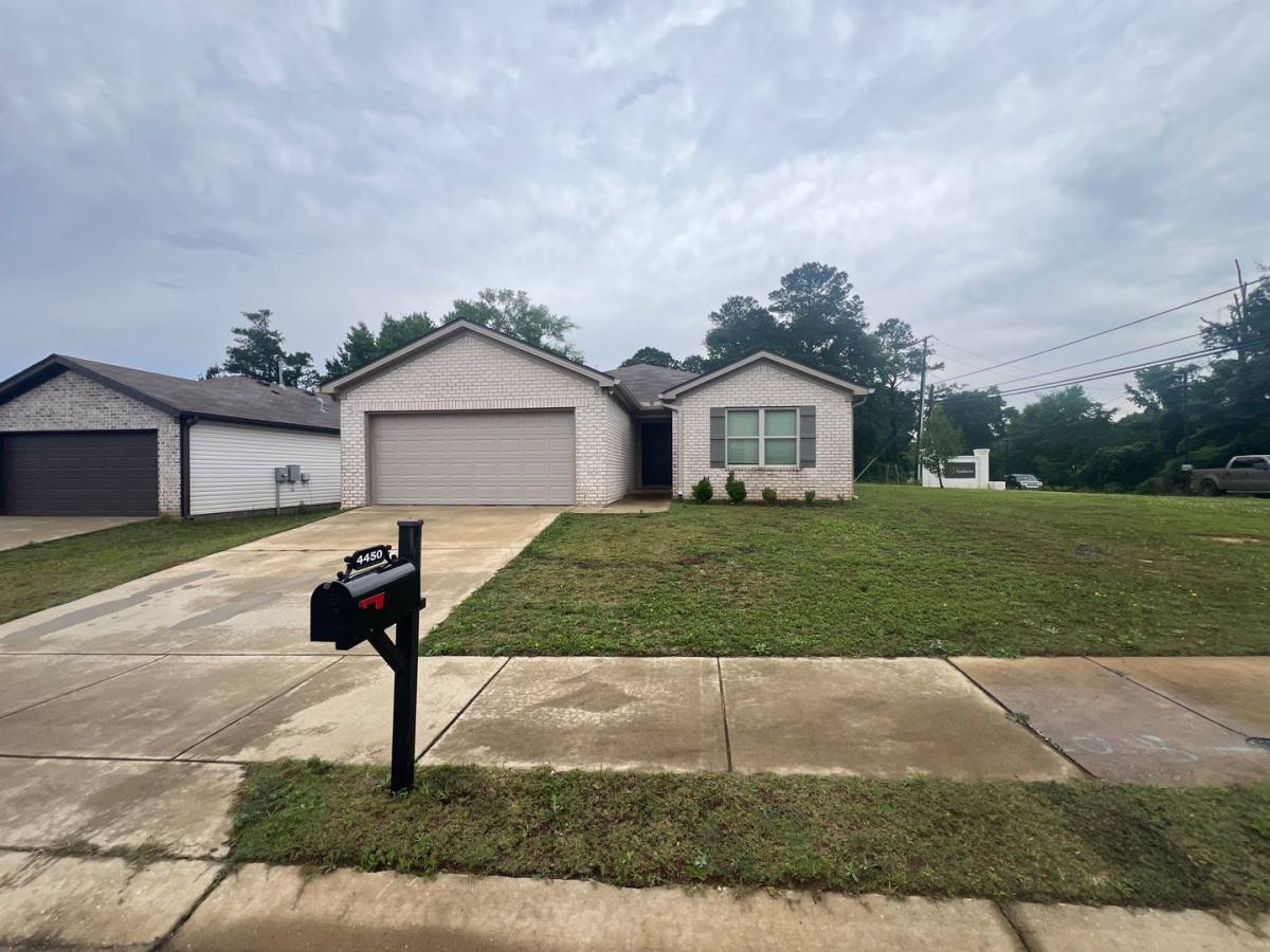 House for rent at 4450 Easthaven Circle, Tuscaloosa, AL 35405