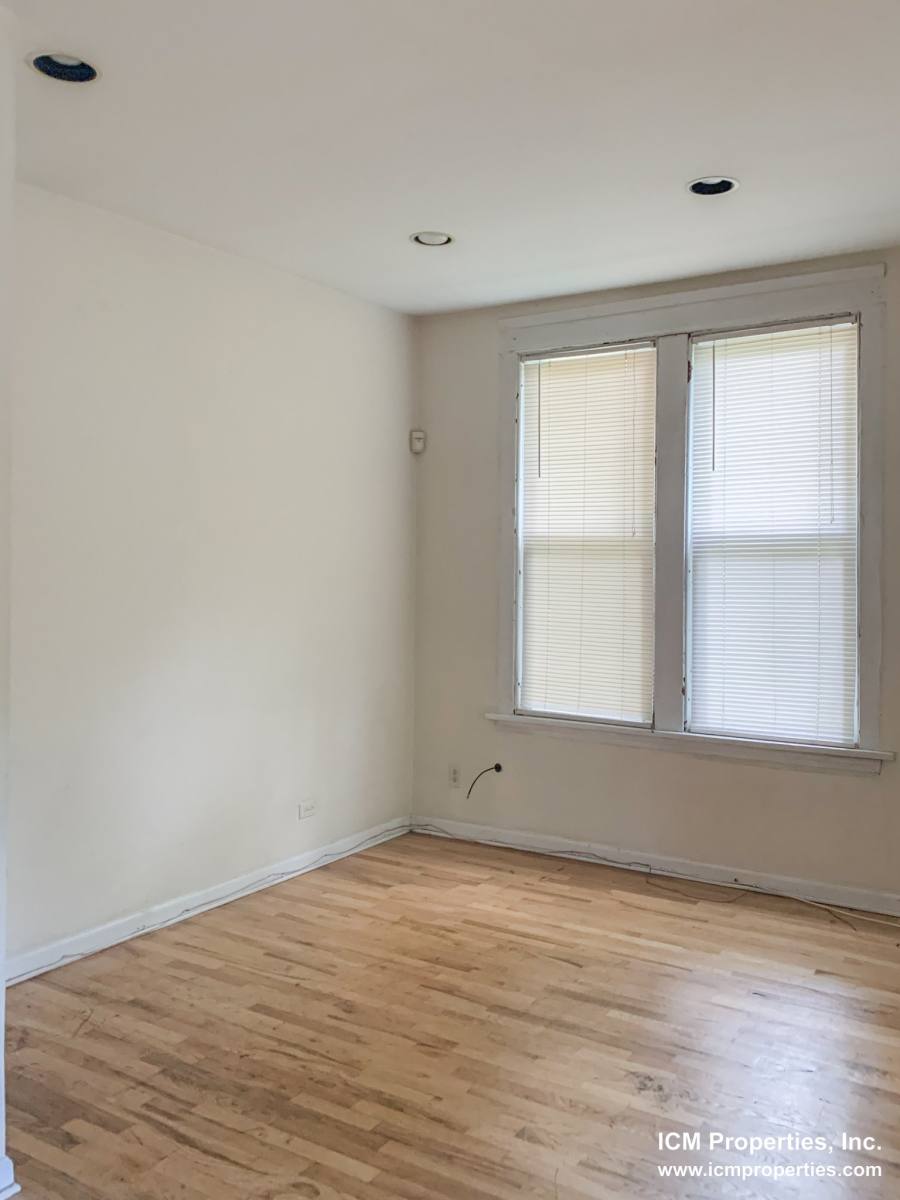 Apartment for rent at 3250 N Lakewood Ave #CH1, Chicago, IL 60657