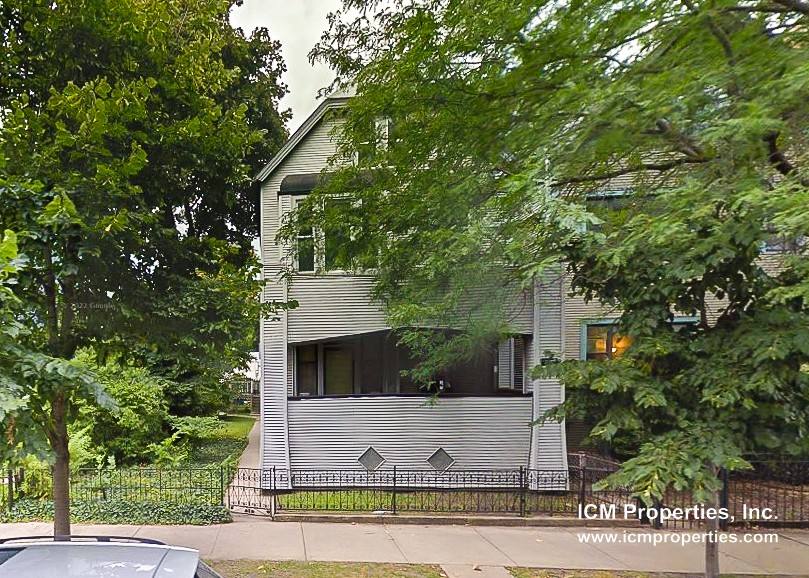 Apartment for rent at 3250 N Lakewood Ave #CH1, Chicago, IL 60657