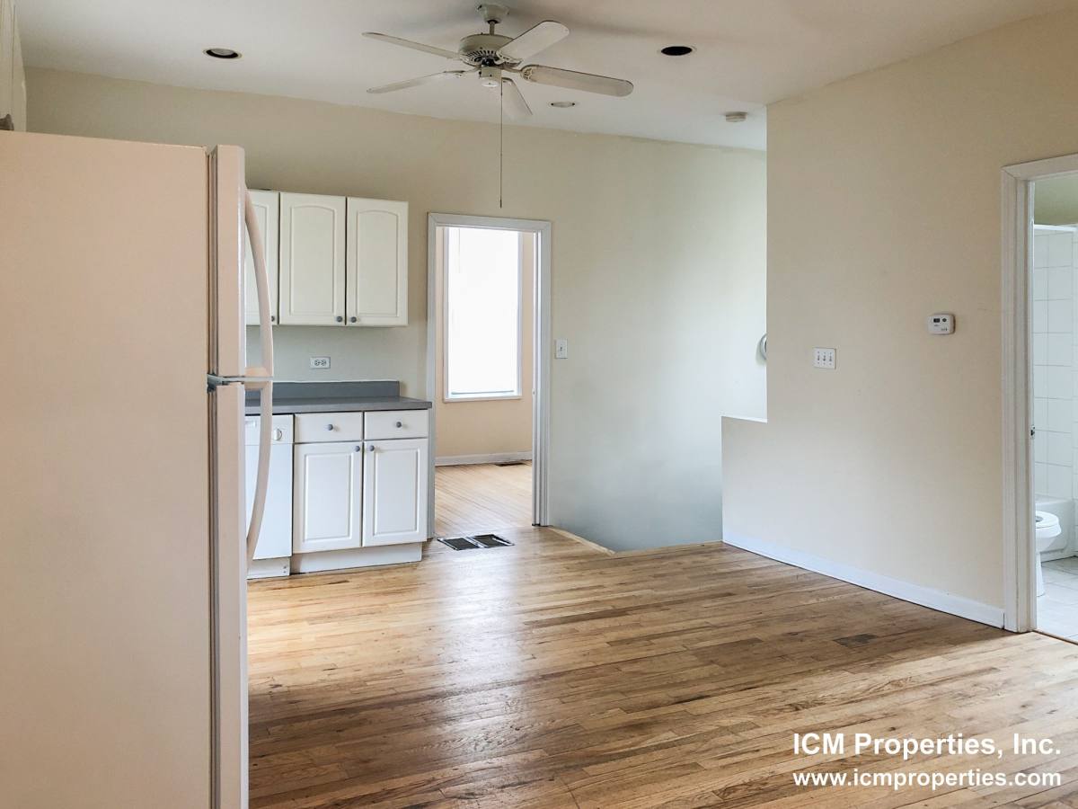 Apartment for rent at 3250 N Lakewood Ave #CH1, Chicago, IL 60657