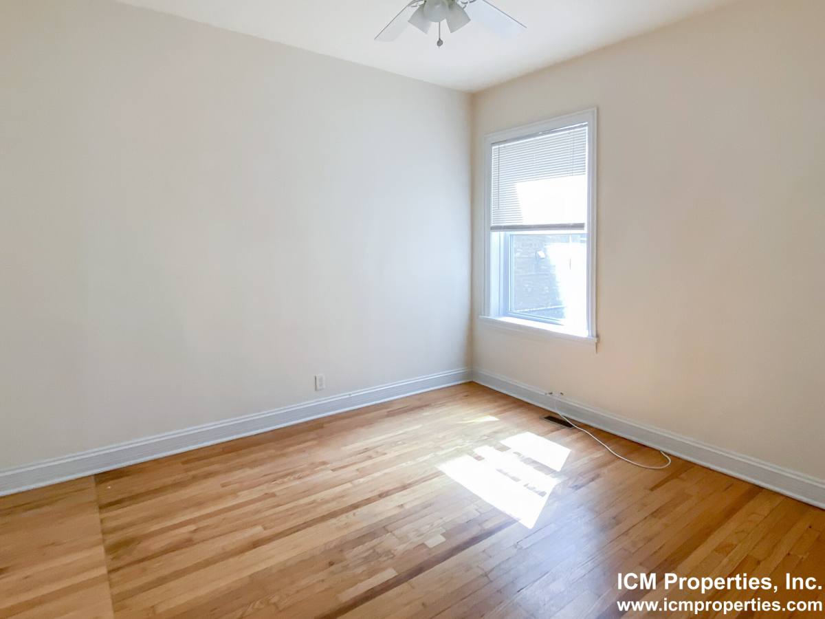 Apartment for rent at 3818 N Sheffield Ave #1, Chicago, IL 60613