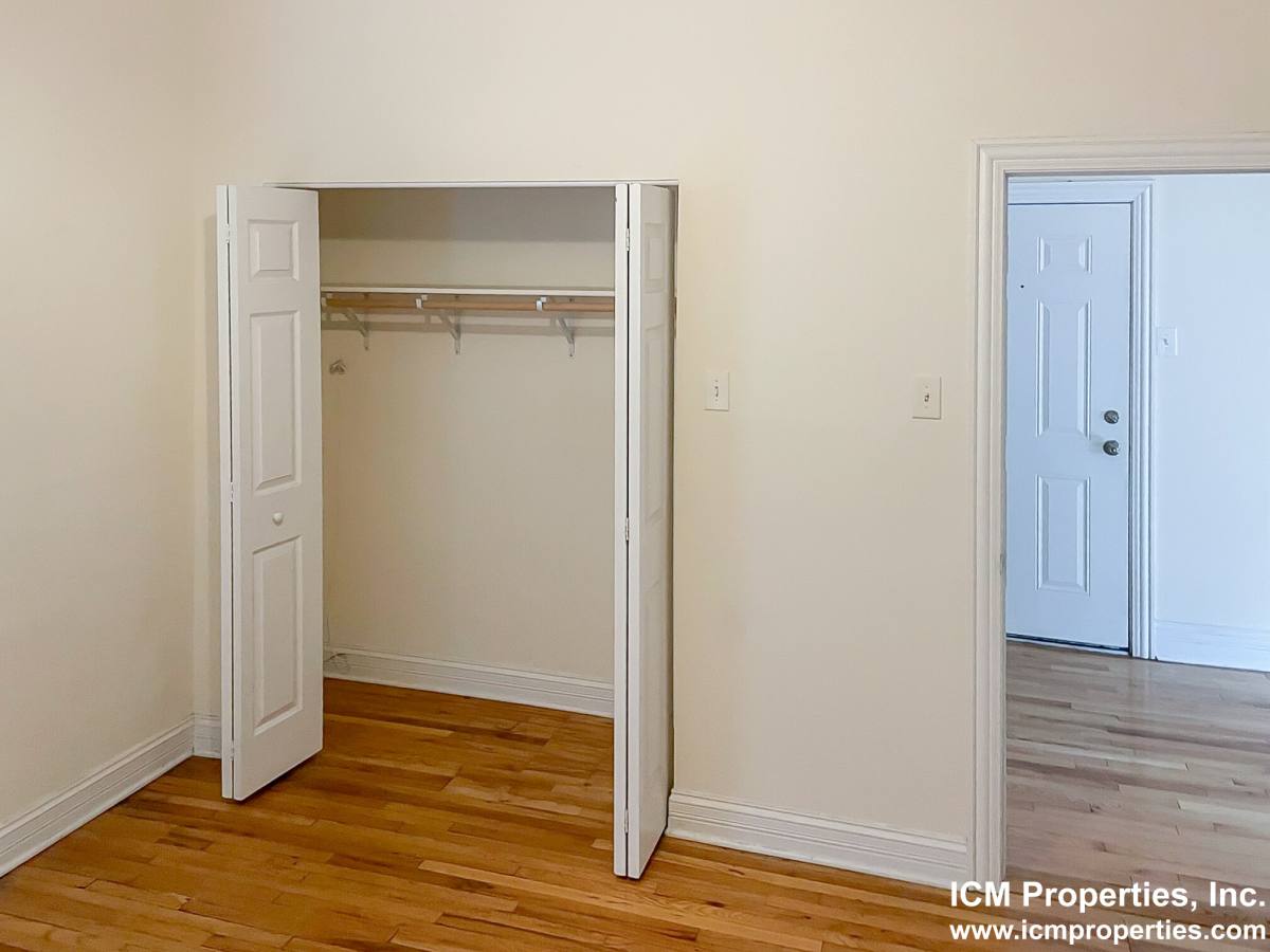 Apartment for rent at 3818 N Sheffield Ave #1, Chicago, IL 60613
