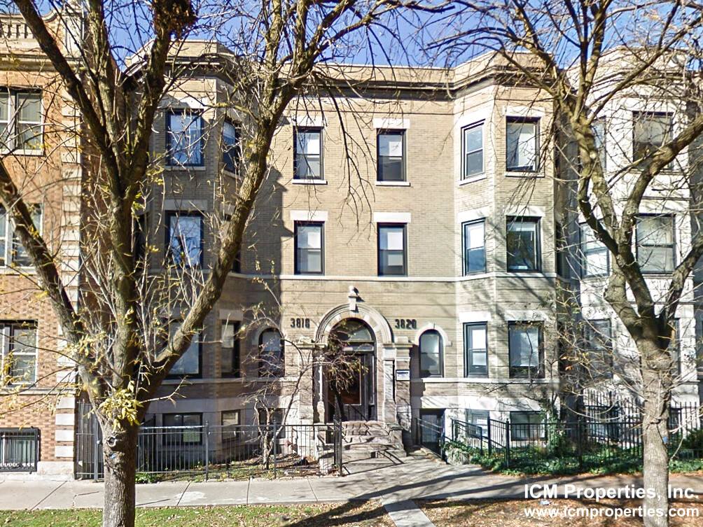Apartment for rent at 3818 N Sheffield Ave #1, Chicago, IL 60613