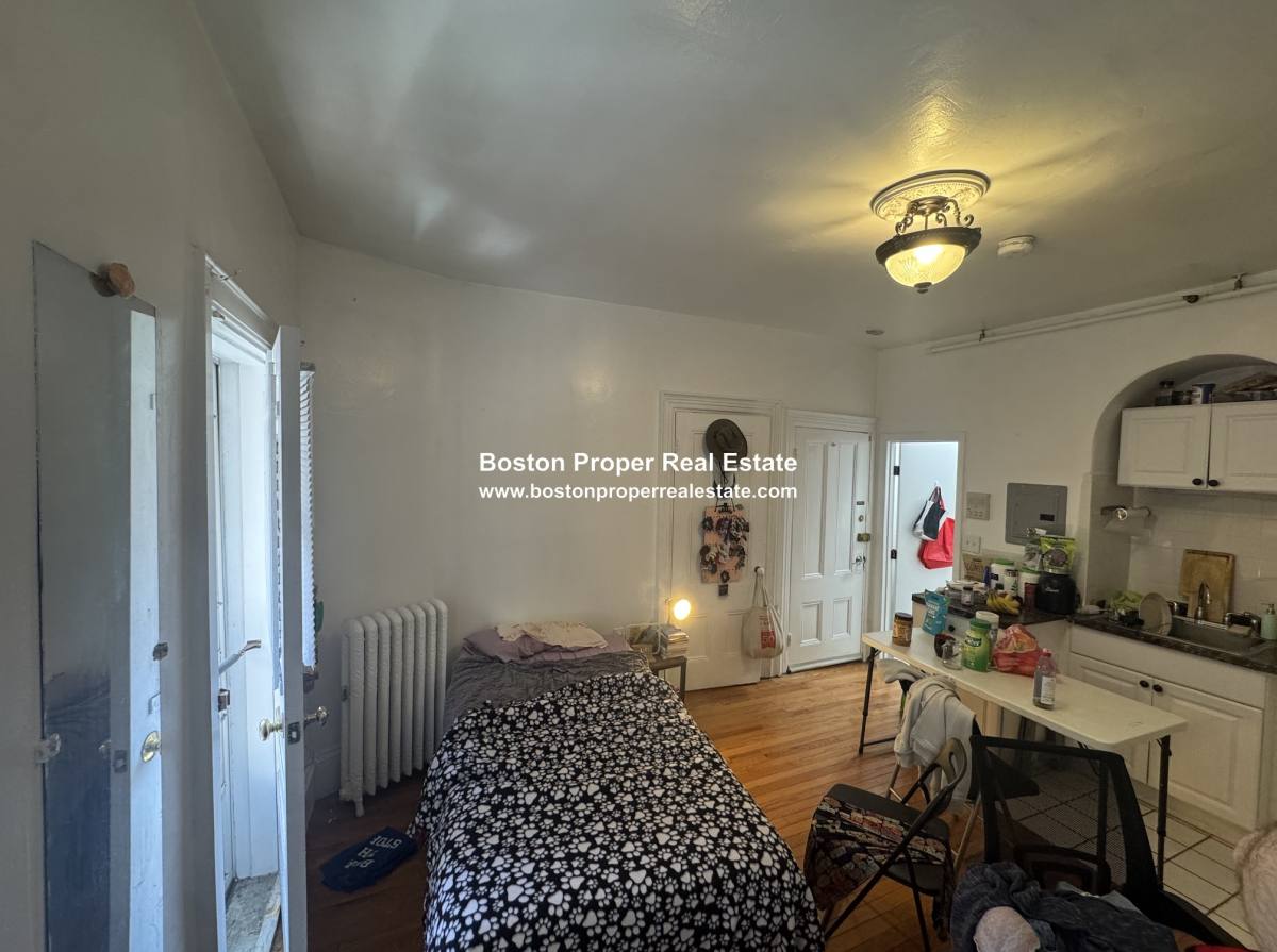 Apartment for rent at 109A Dartmouth #27, Boston, MA 02116