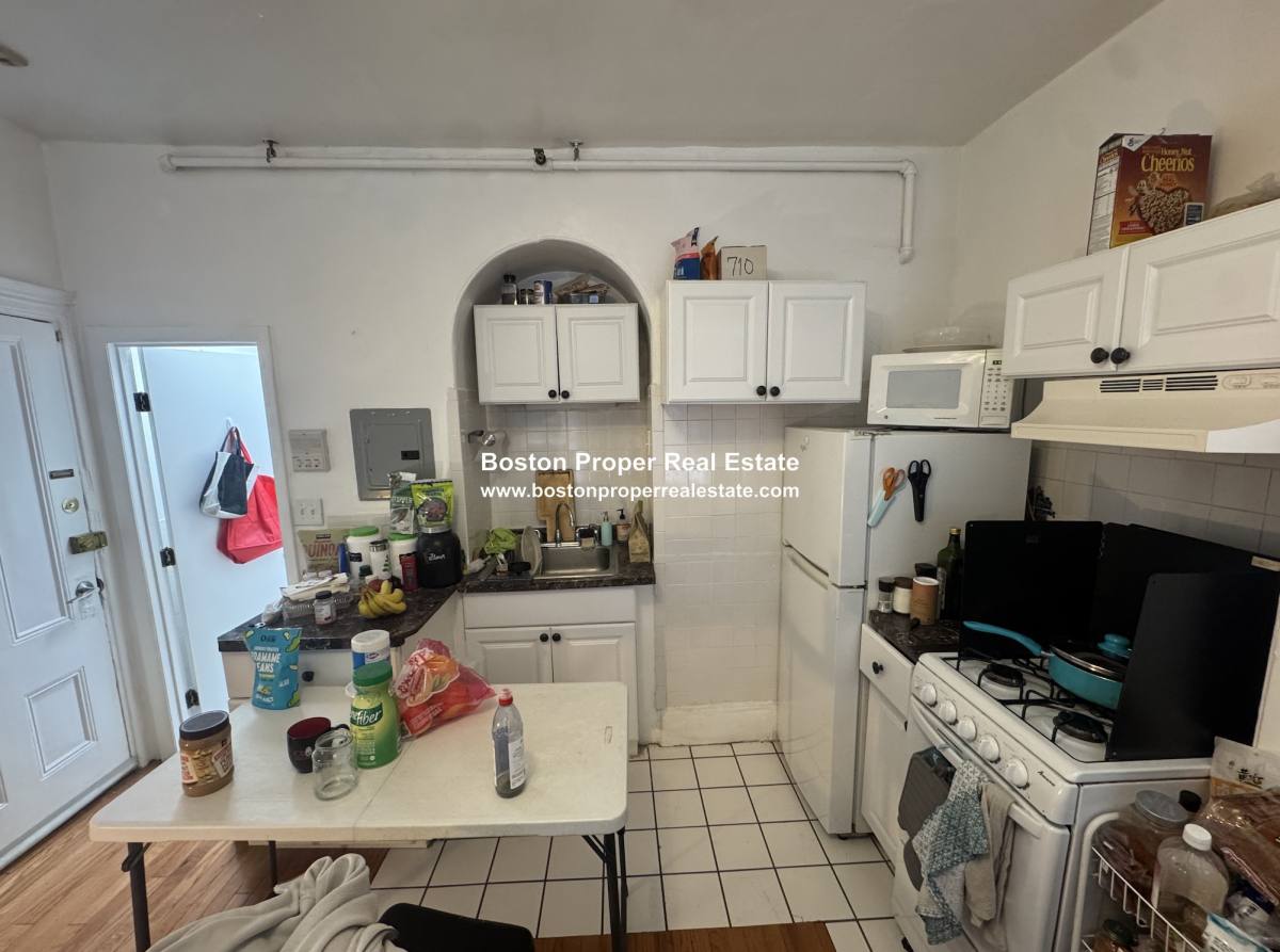 Apartment for rent at 109A Dartmouth #27, Boston, MA 02116