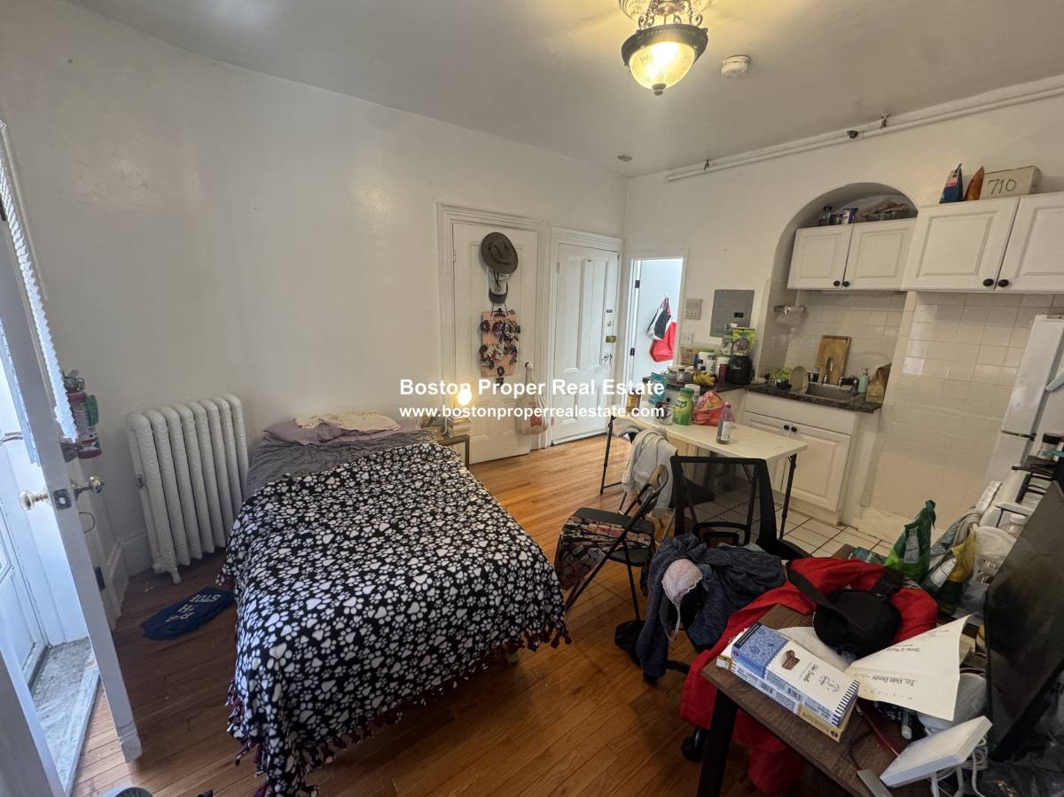 Apartment for rent at 109A Dartmouth #27, Boston, MA 02116