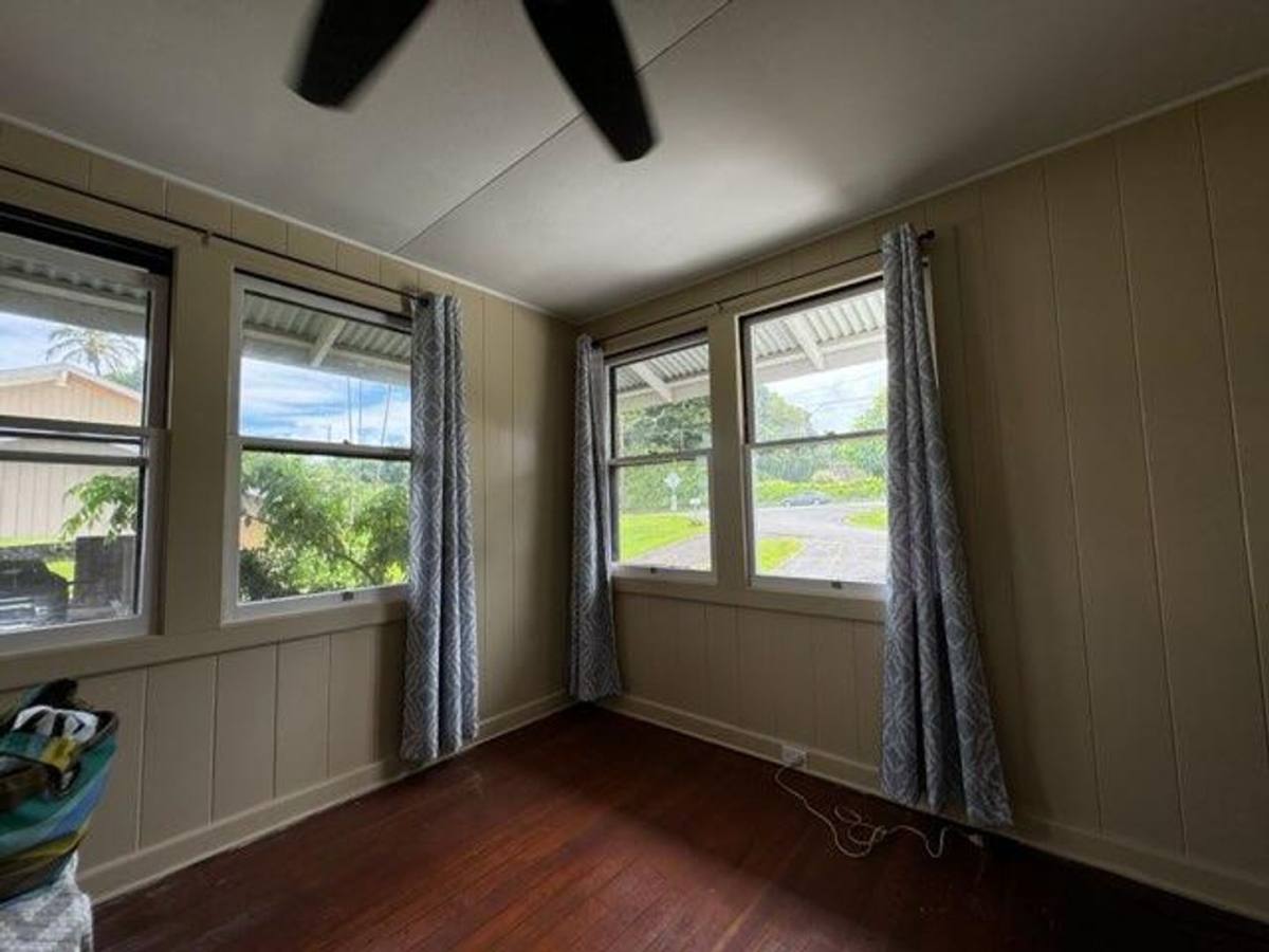 House for rent at 10 Paukaa Dr, Hilo, HI 96720