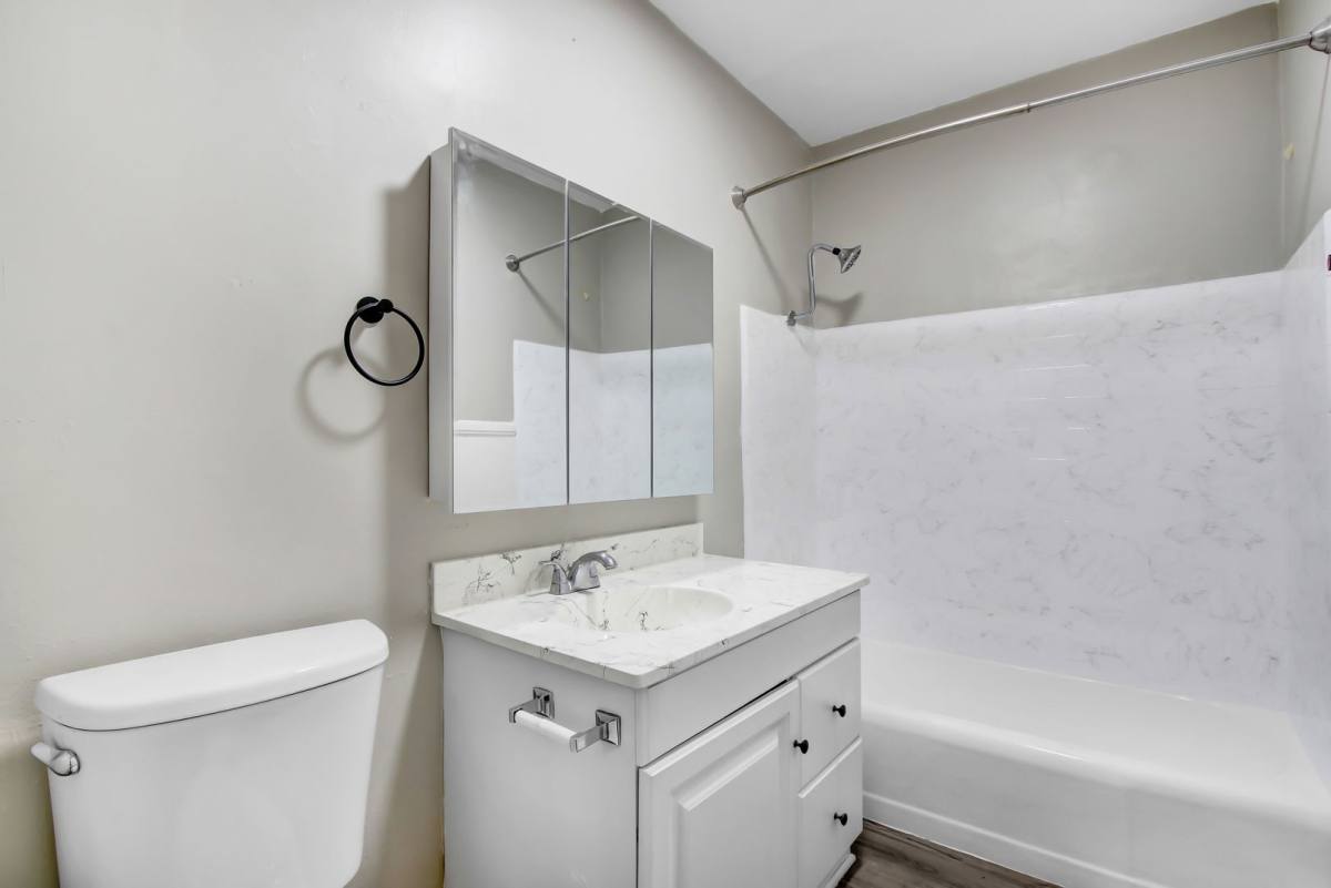 Apartment for rent at 1336 W Stoneridge Court, Ontario, CA 91762