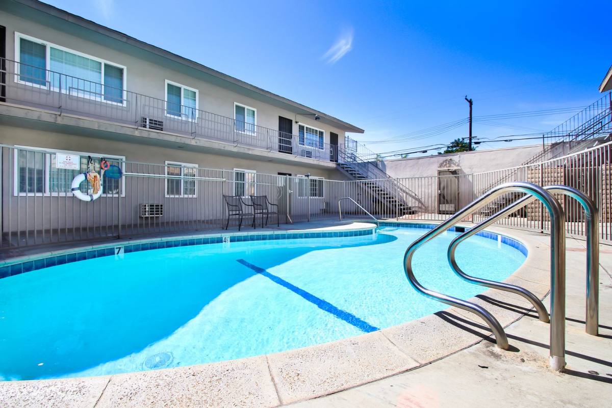 Apartment for rent at 1336 W Stoneridge Court, Ontario, CA 91762