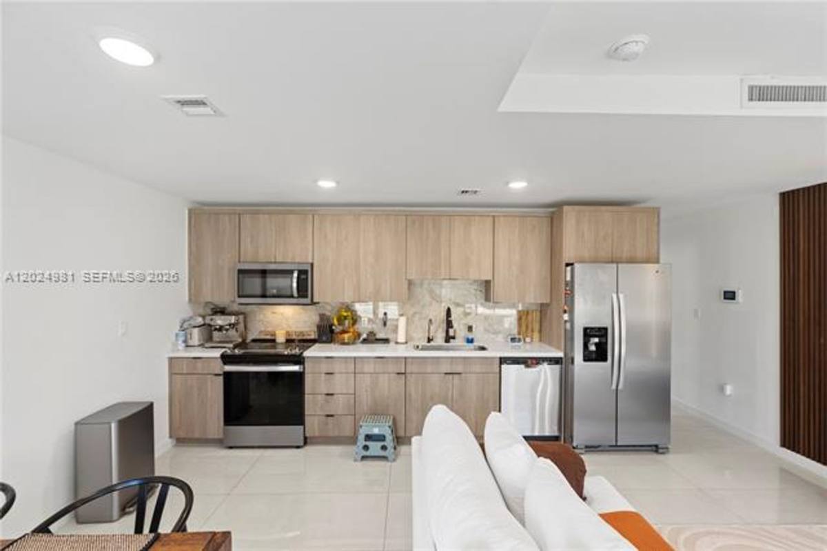 Townhouse for rent at 14595 SW 261st St, Homestead, FL 33032