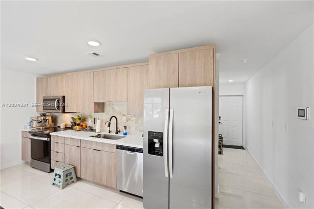 Townhouse for rent at 14595 SW 261st St, Homestead, FL 33032