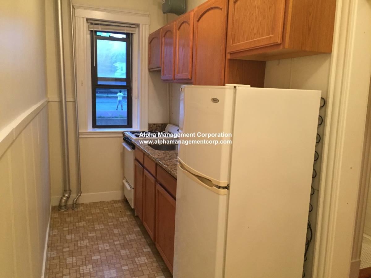 Apartment for rent at 17-19 Washington St #103, Malden, MA 02148