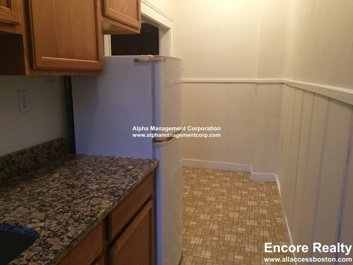 Apartment for rent at 17-19 Washington St #103, Malden, MA 02148
