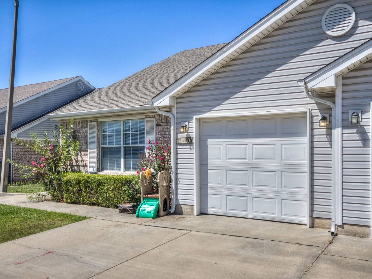 House for rent at 1640 High Circle, Norman, OK 73071