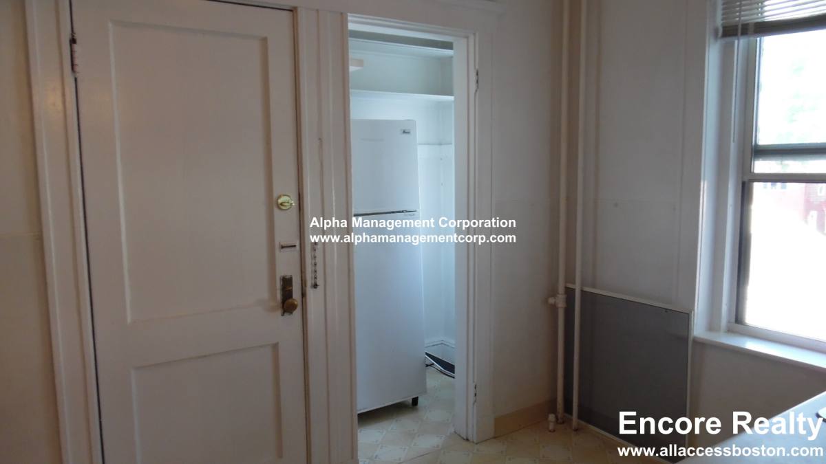 Apartment for rent at 90 Maple St #4, Malden, MA 02148