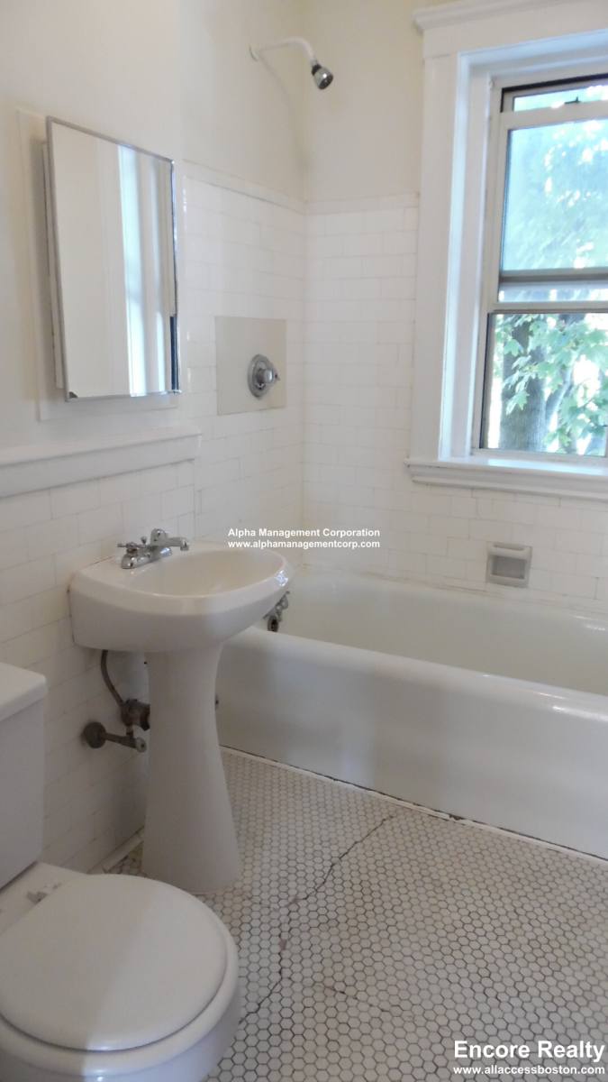 Apartment for rent at 90 Maple St #4, Malden, MA 02148