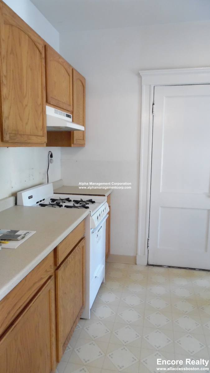 Apartment for rent at 90 Maple St #4, Malden, MA 02148