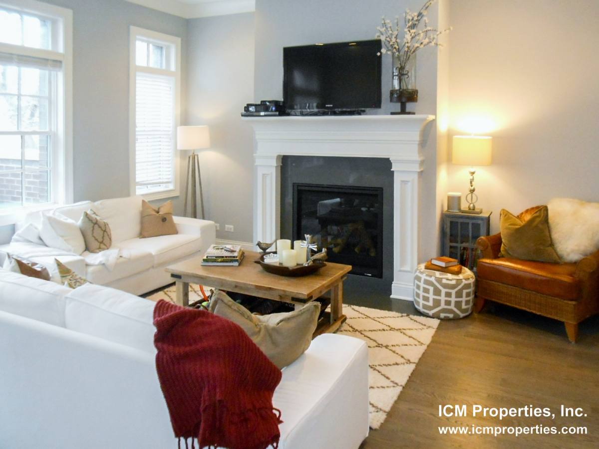 Apartment for rent at 1241 W Oakdale #3W, Chicago, IL 60657