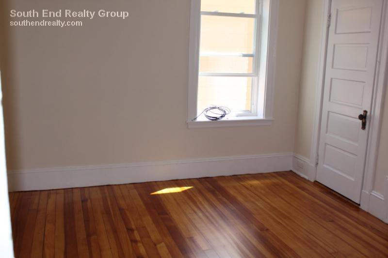 Apartment for rent at 39-41 Cedar St #3, Salem, MA 01970
