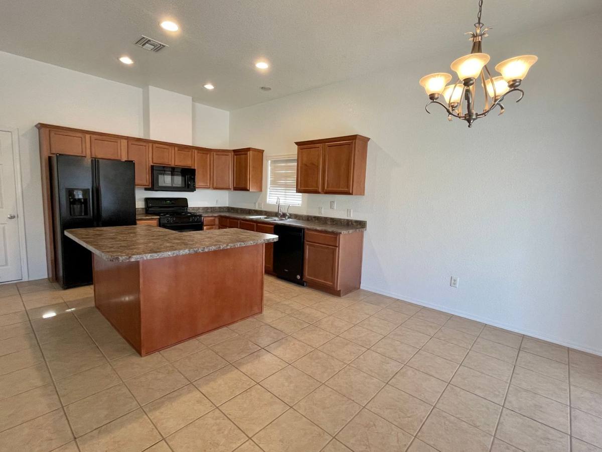 House for rent at 11628 E 27th Place, Yuma, AZ 85367