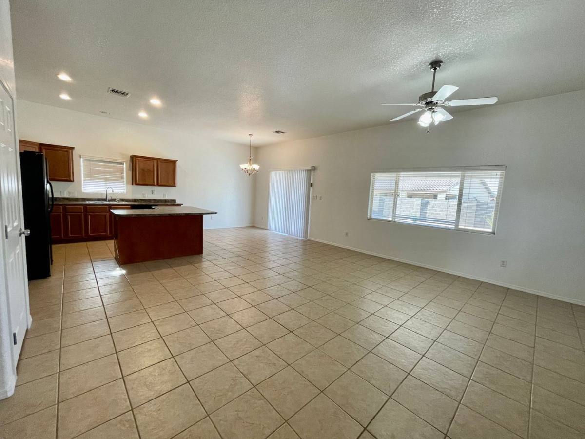 House for rent at 11628 E 27th Place, Yuma, AZ 85367