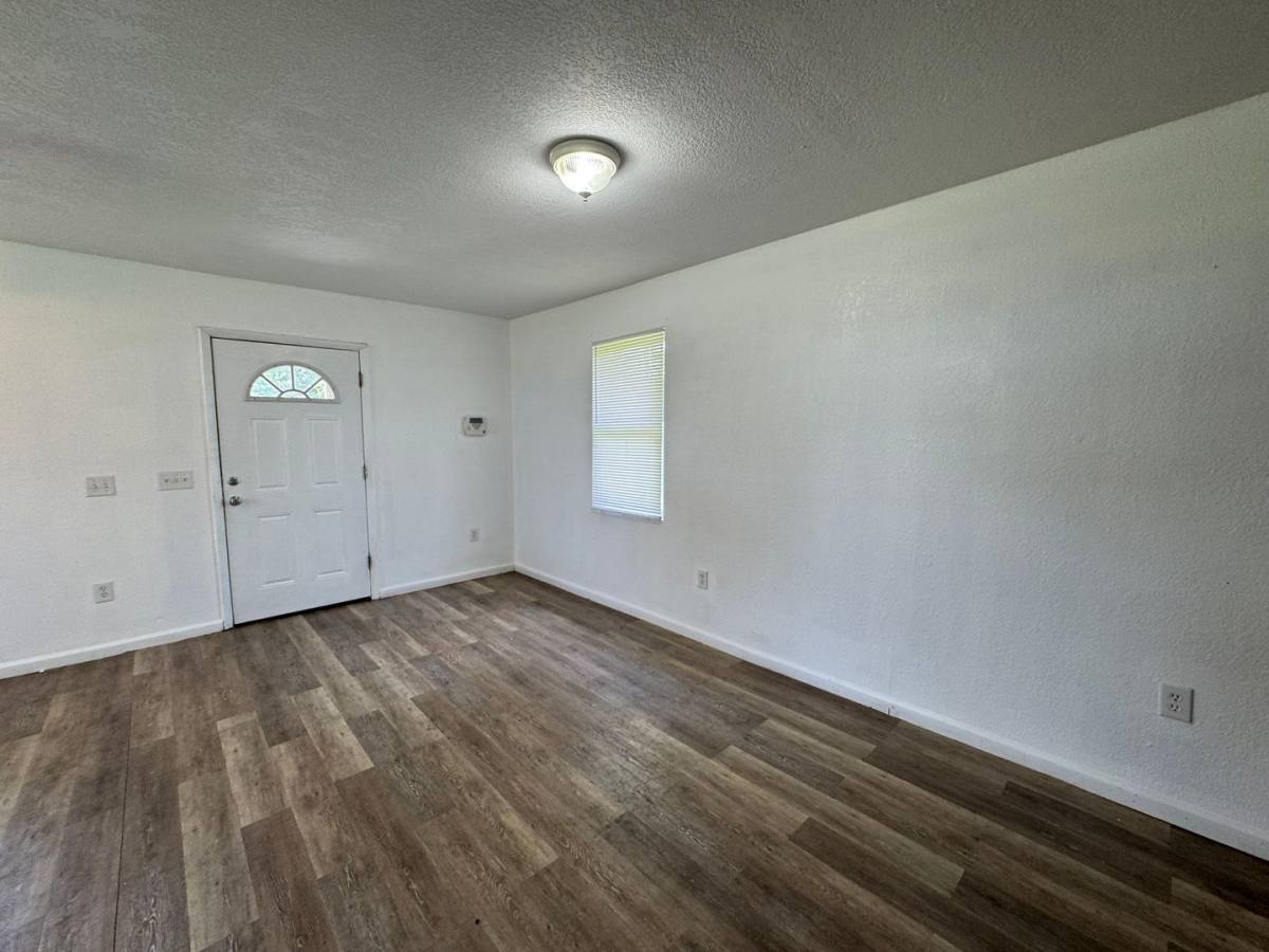 House for rent at 849 NE Maple Lane, Lake City, FL 32055