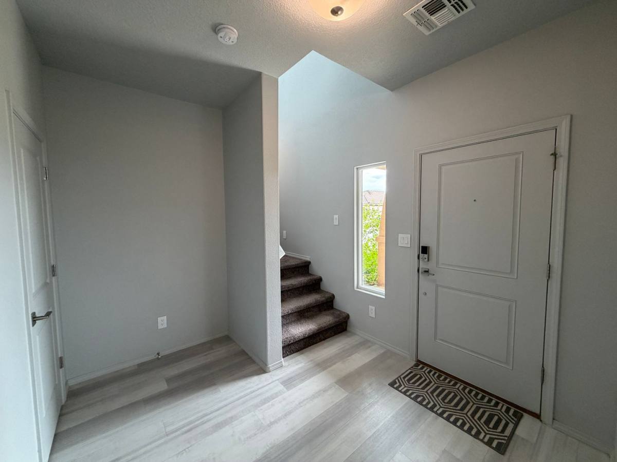 House for rent at 6119 Motherwell Dr SE, Albuquerque, NM 87105