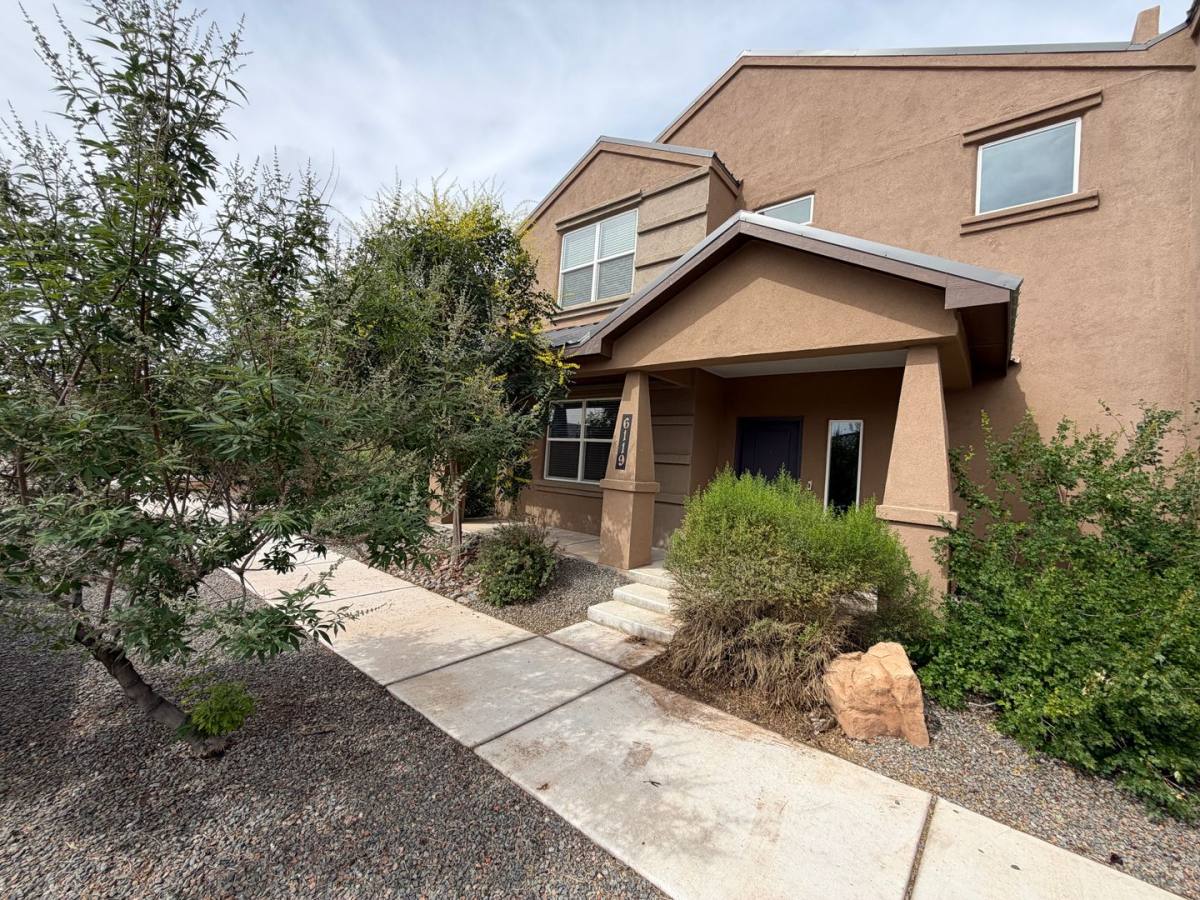 House for rent at 6119 Motherwell Dr SE, Albuquerque, NM 87105