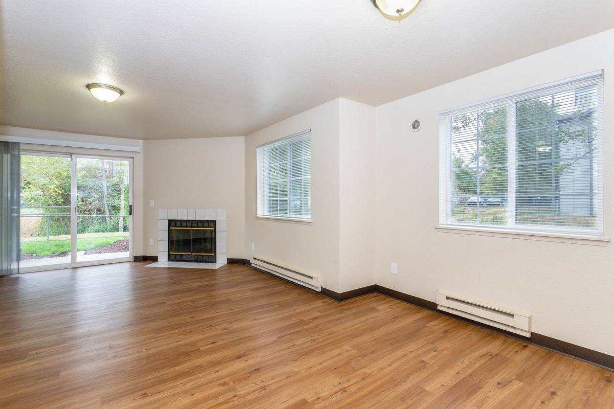 Apartment for rent at 804 100th St Court E, Tacoma, WA 98445