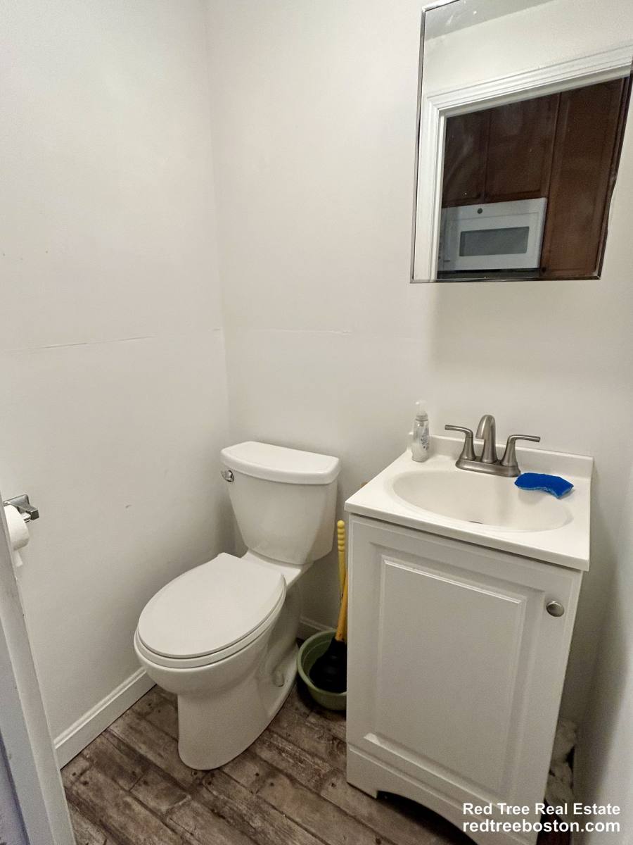 Apartment for rent at 1706 Commonwealth Ave #24, Brighton, MA 02135