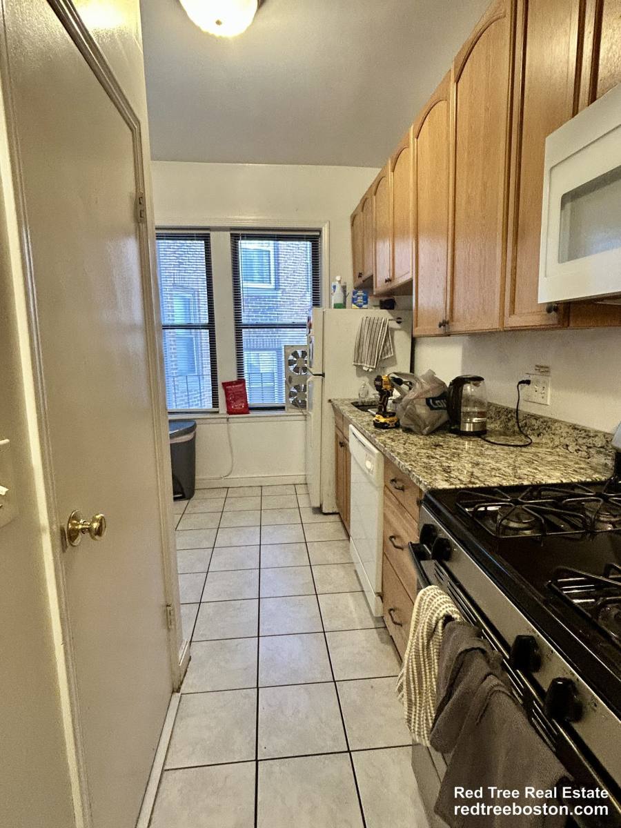 Apartment for rent at 1706 Commonwealth Ave #24, Brighton, MA 02135