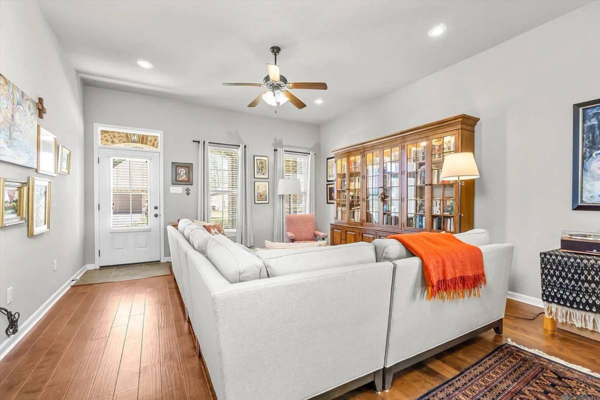 Townhouse for rent at 8624 Arabella Ave, Baton Rouge, LA 70820