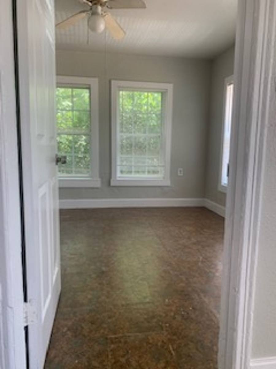 Townhouse for rent at 807 Bowie St, Arlington, TX 76012