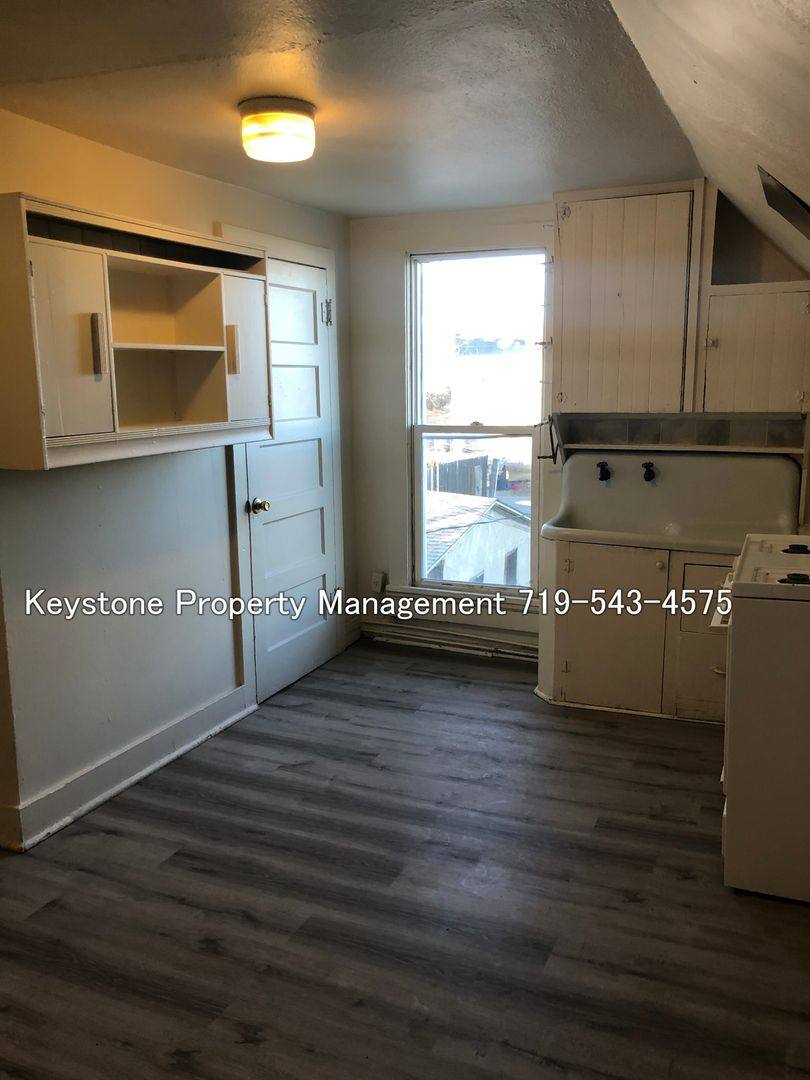Apartment for rent at 321 E 2nd St, Pueblo, CO 81003