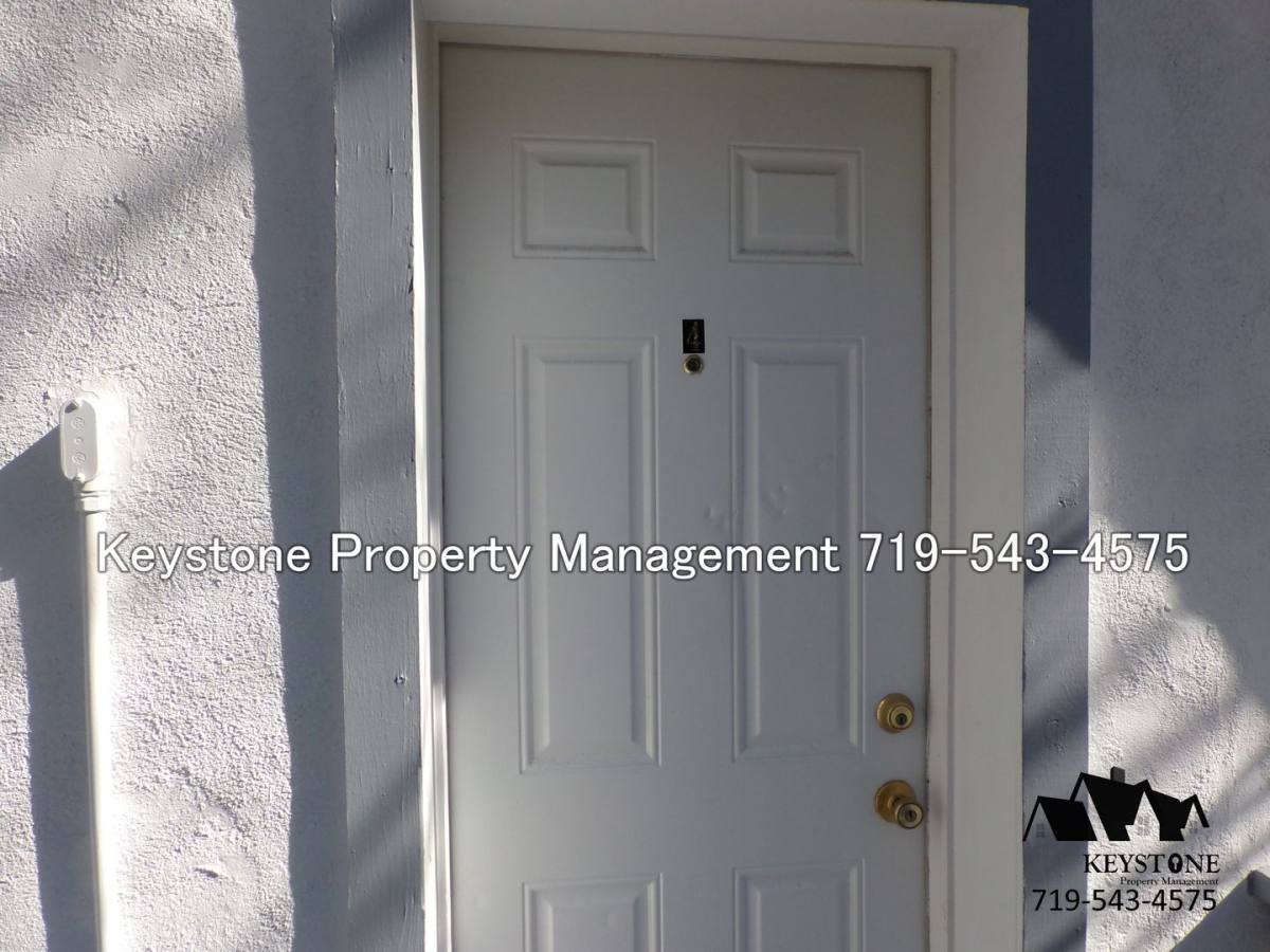 Apartment for rent at 321 E 2nd St, Pueblo, CO 81003