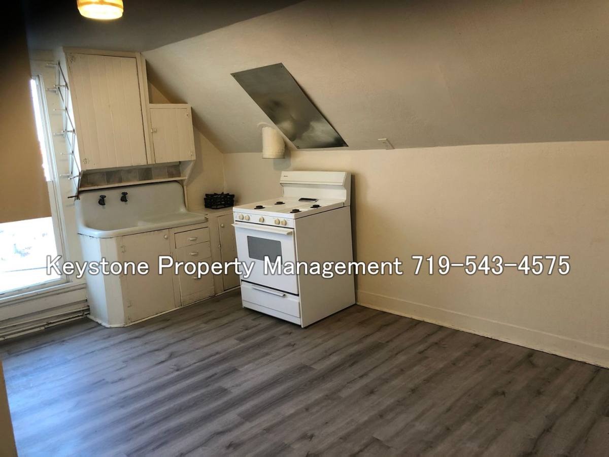 Apartment for rent at 321 E 2nd St, Pueblo, CO 81003
