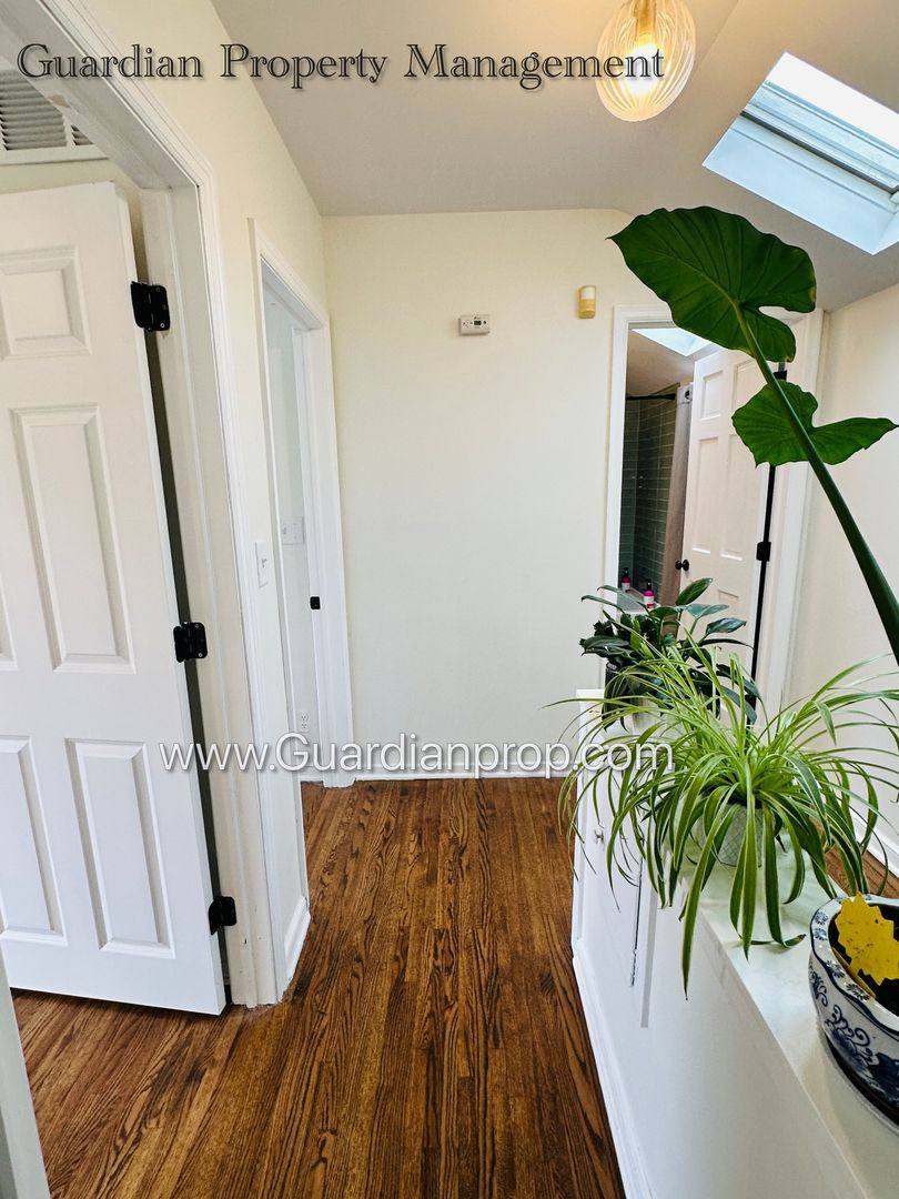 House for rent at 2700 Quentin Ave, Minneapolis, MN 55416