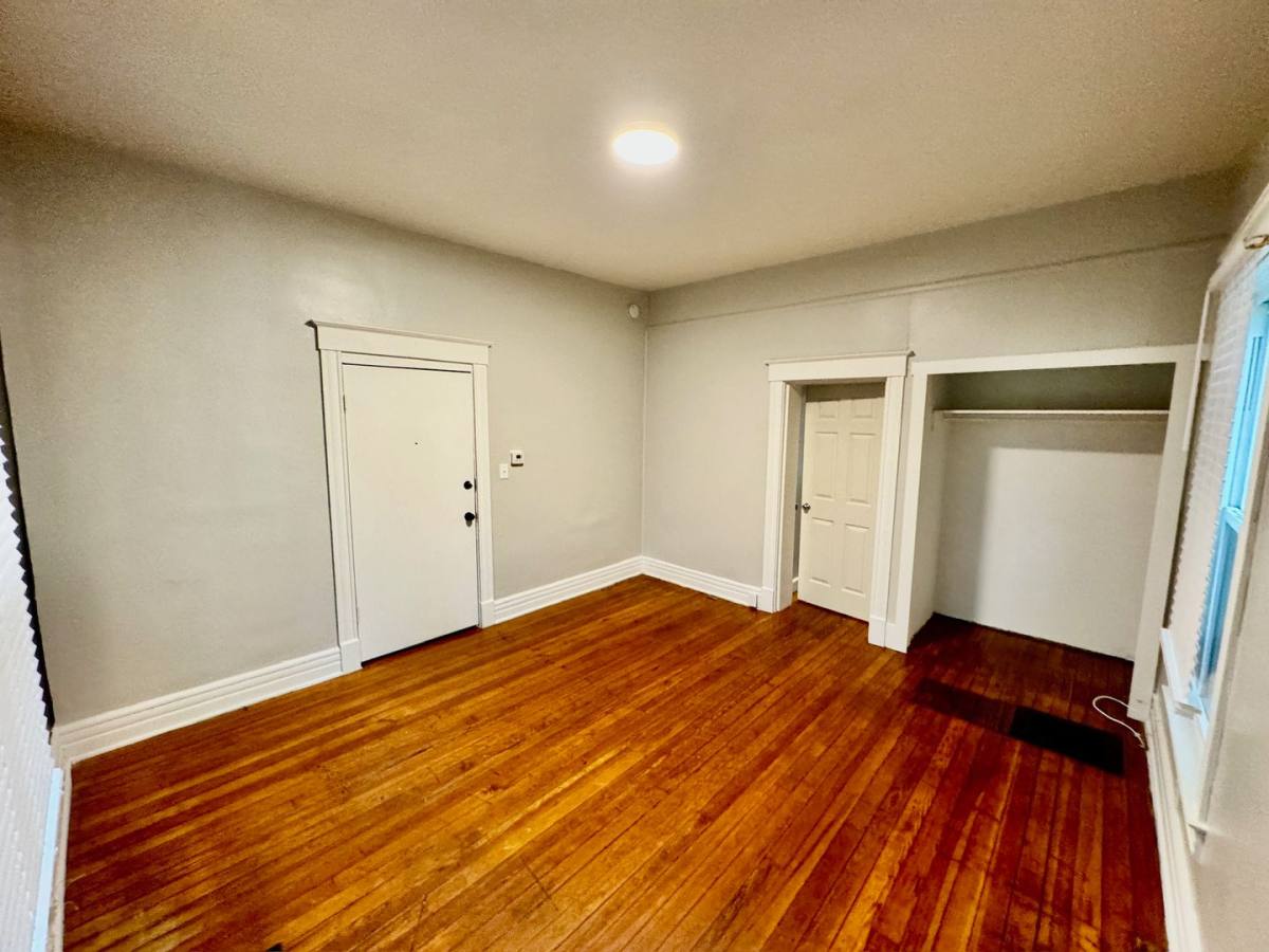 Apartment for rent at 2805 S 4th St, Louisville, KY 40208