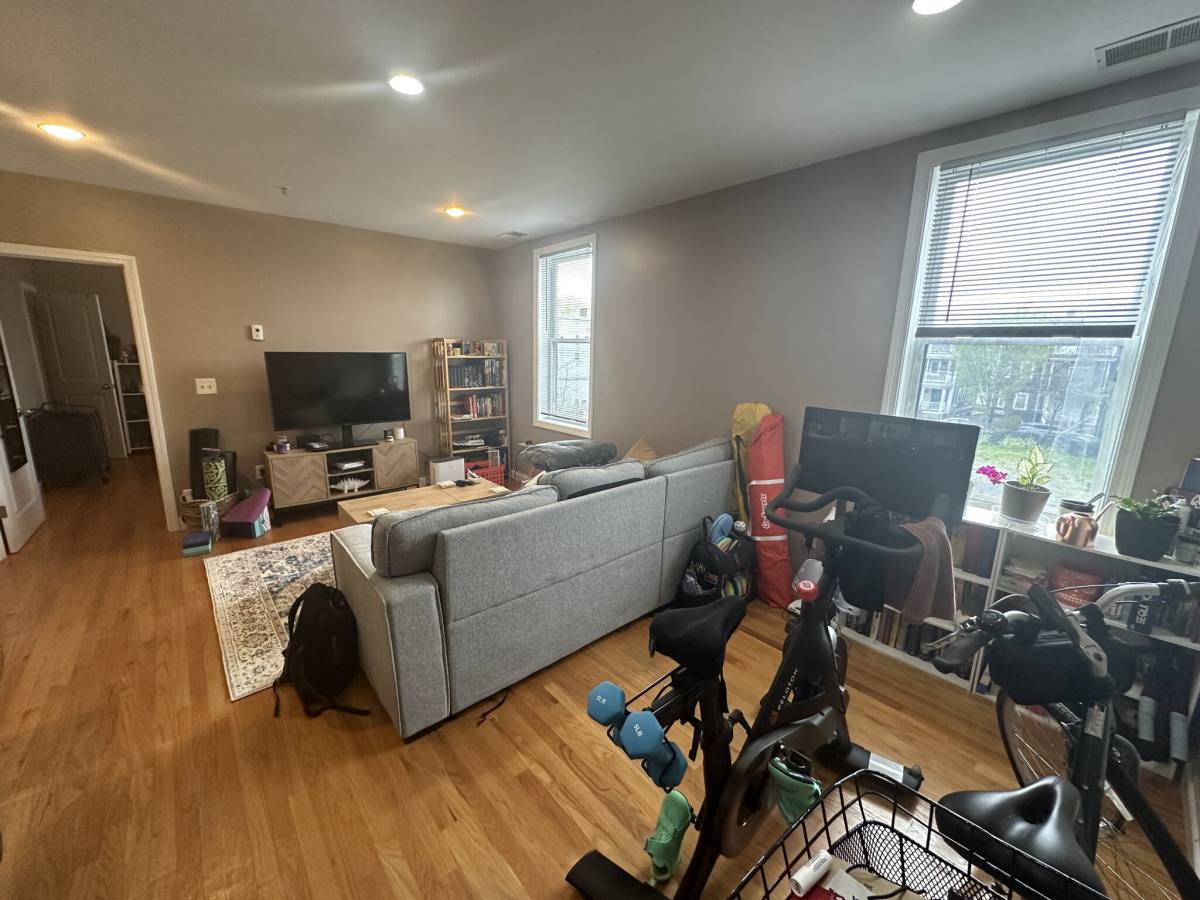 Apartment for rent at 100 Fellsway W #201, Somerville, MA 02145