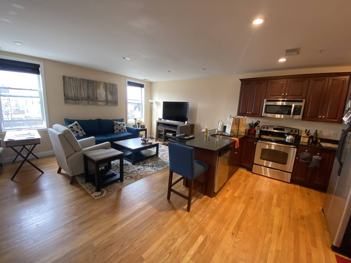 Apartment for rent at 100 Fellsway W #201, Somerville, MA 02145